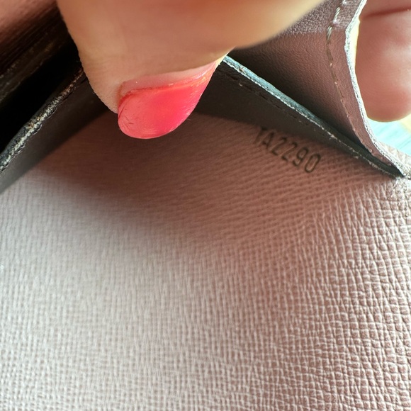 $575 LV Emillie Long Wallet Pink Snap Only Owner 💎Authentic - Picture 11 of 16
